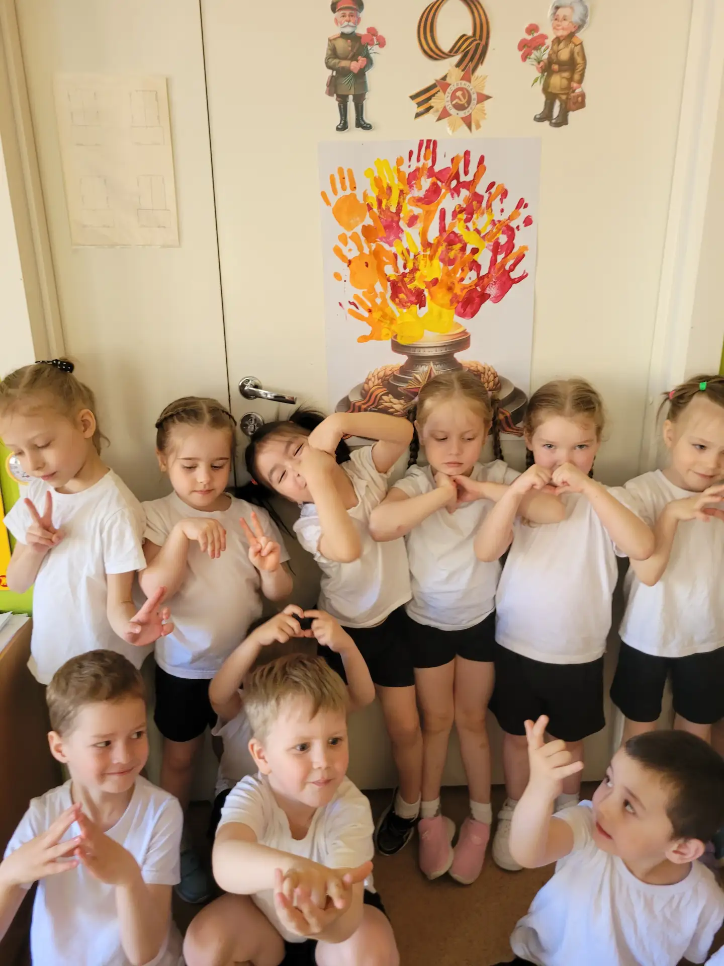 Уважаемые родители!

🌷 В преддверии Дня Победы в нашем детском саду прошли мероприятия, посвящённые