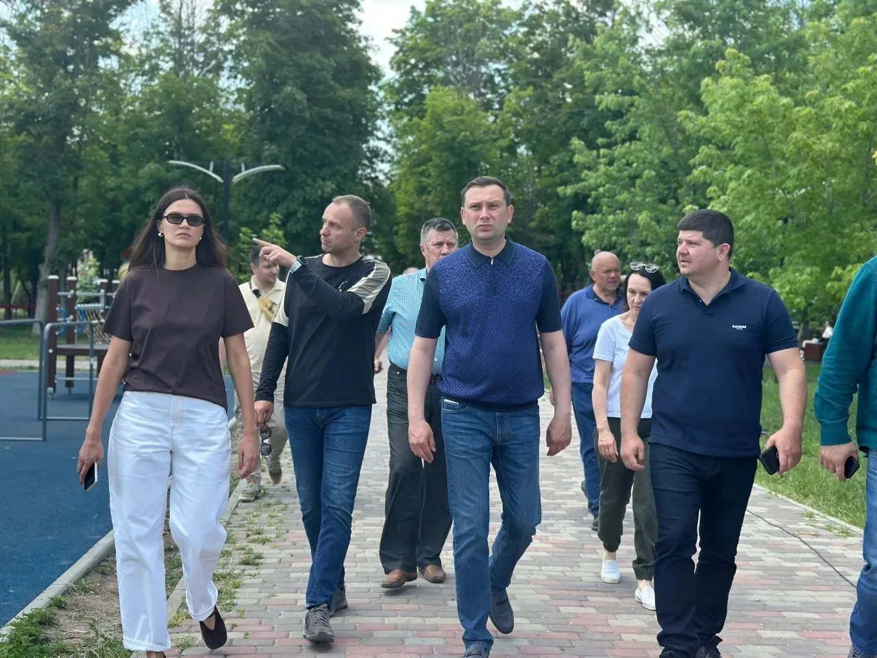 Сегодня я совершил большой объезд по нашему городу — проверил ряд проблемных точек, о которых вы соо