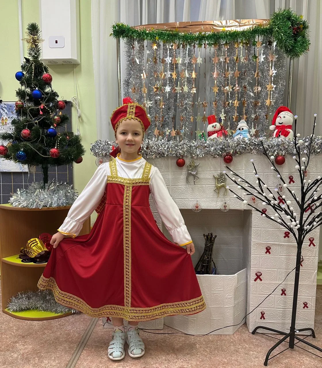 Волшебная предновогодняя атмосфера царила не только на территории, но и в группах детского сада! Бла