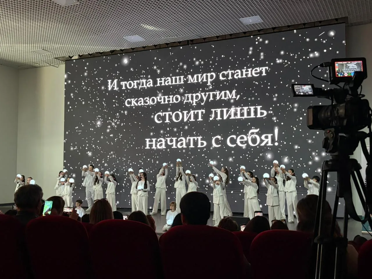 ‼ 01.06 в международный день защиты детей, работники ГКУ РД «Служба-112 РД» посетили благотворительн