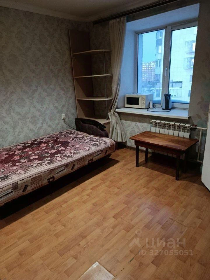 Сдам без посредников: комната, 13м²
Цена: 15000
Адрес: Пермь, Свердловский р-н, улица Клары Цеткин, 
