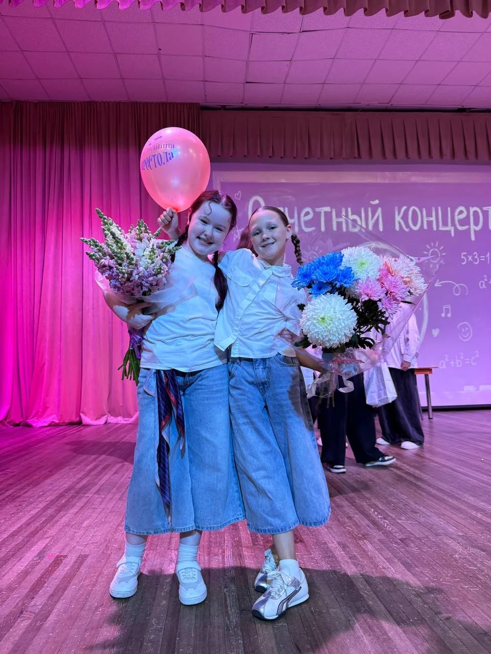 Дорогие соулспейсники и те, кто просто неравнодушен к танцам и пока наблюдает со стороны💜

Мы всест