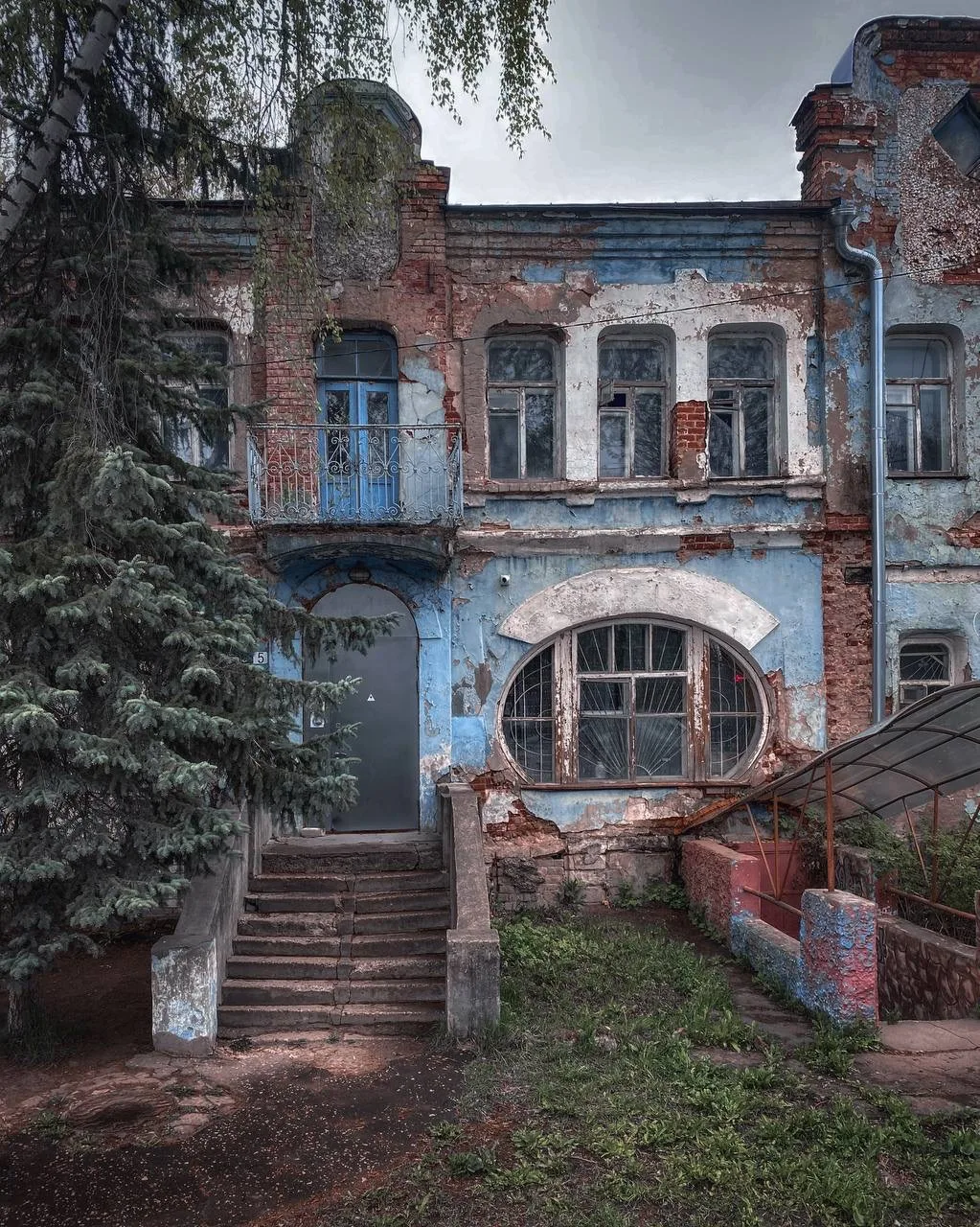 📍Кимры - город, который не смог

Осколки прошлого