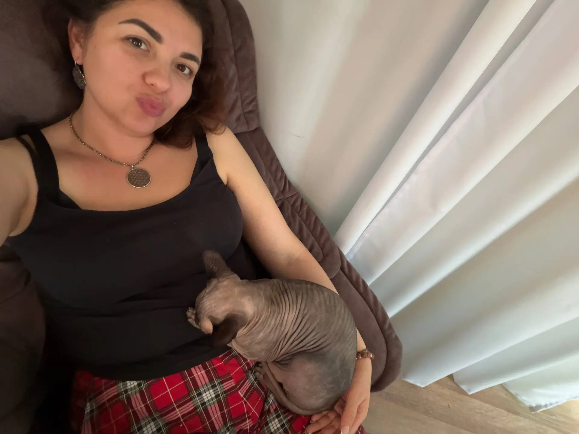 Всем sweet dreams! Завтра ботаем устную часть. Увидимся на созвоне в 10.10 🌷🌷🌷
