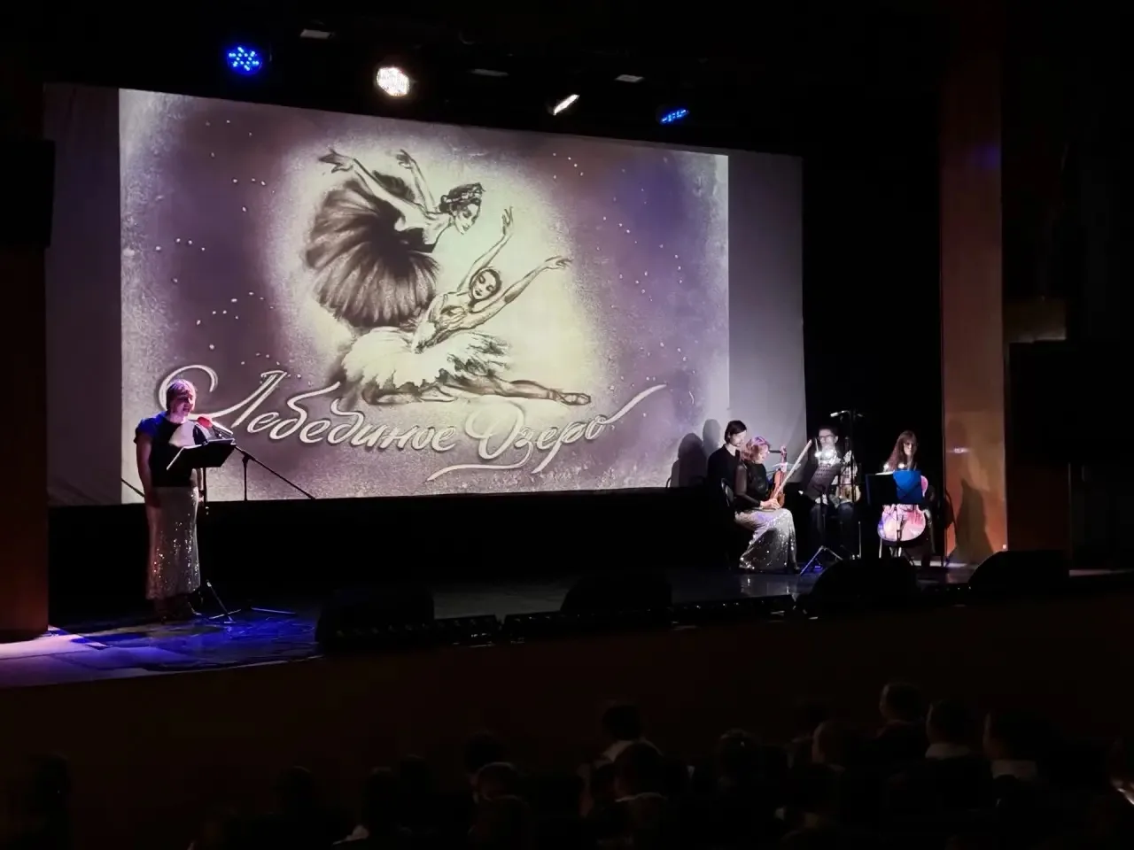 4 день в нашем лагере: Волшебство песка и музыки! ✨

Сегодняшний день в нашем лагере стал настоящим 