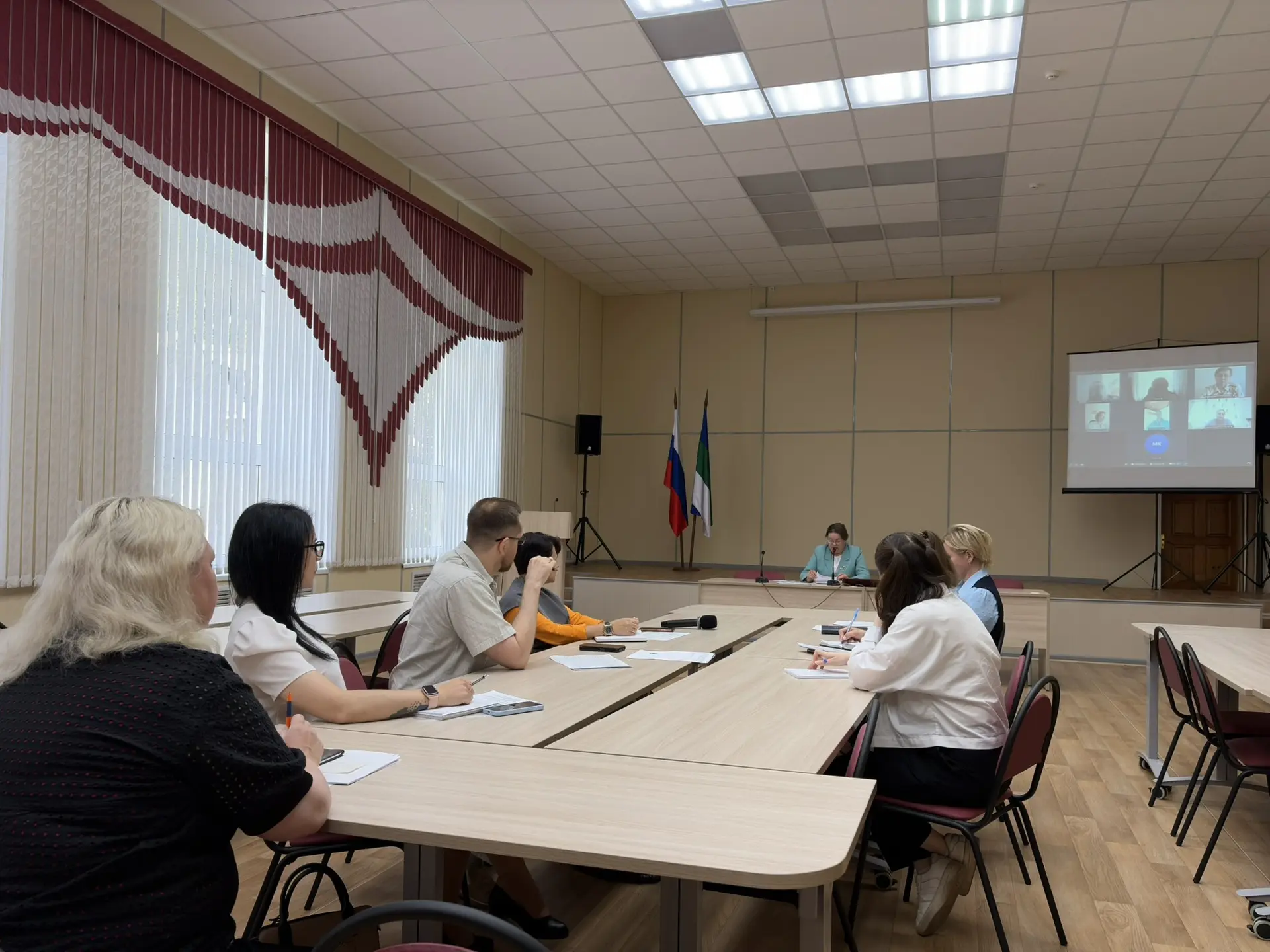 🏥 Забота о здоровье: в администрации района обсудили план медицинских осмотров 
 
10 июня прошло за