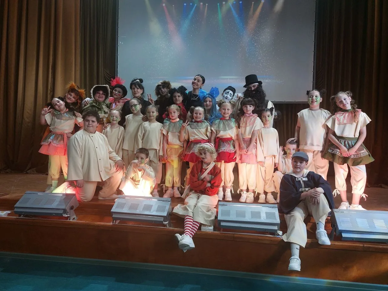 Мюзикл «Приключения Буратино» в «Тагильском пансионате»

🏡🎭В «Тагильском пансионате» с аншлагом пр