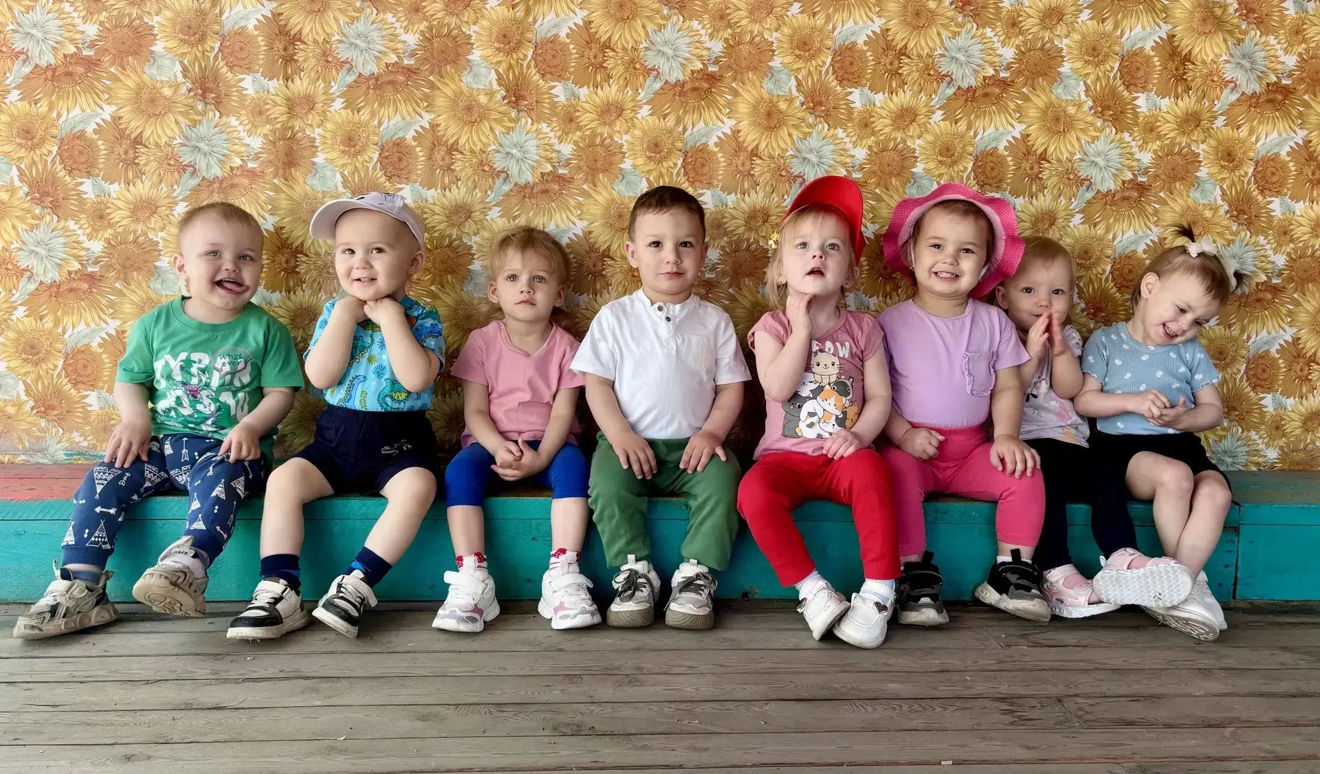 Прогулка в ясельной группе «Одуванчики» 

Погода была благосклонна, и мы решили провести время макси