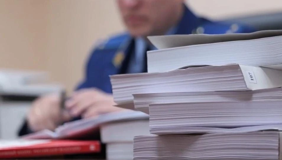 🔞Житель Голопристанского округа предстанет перед судом по обвинению в причинении смерти своему знак