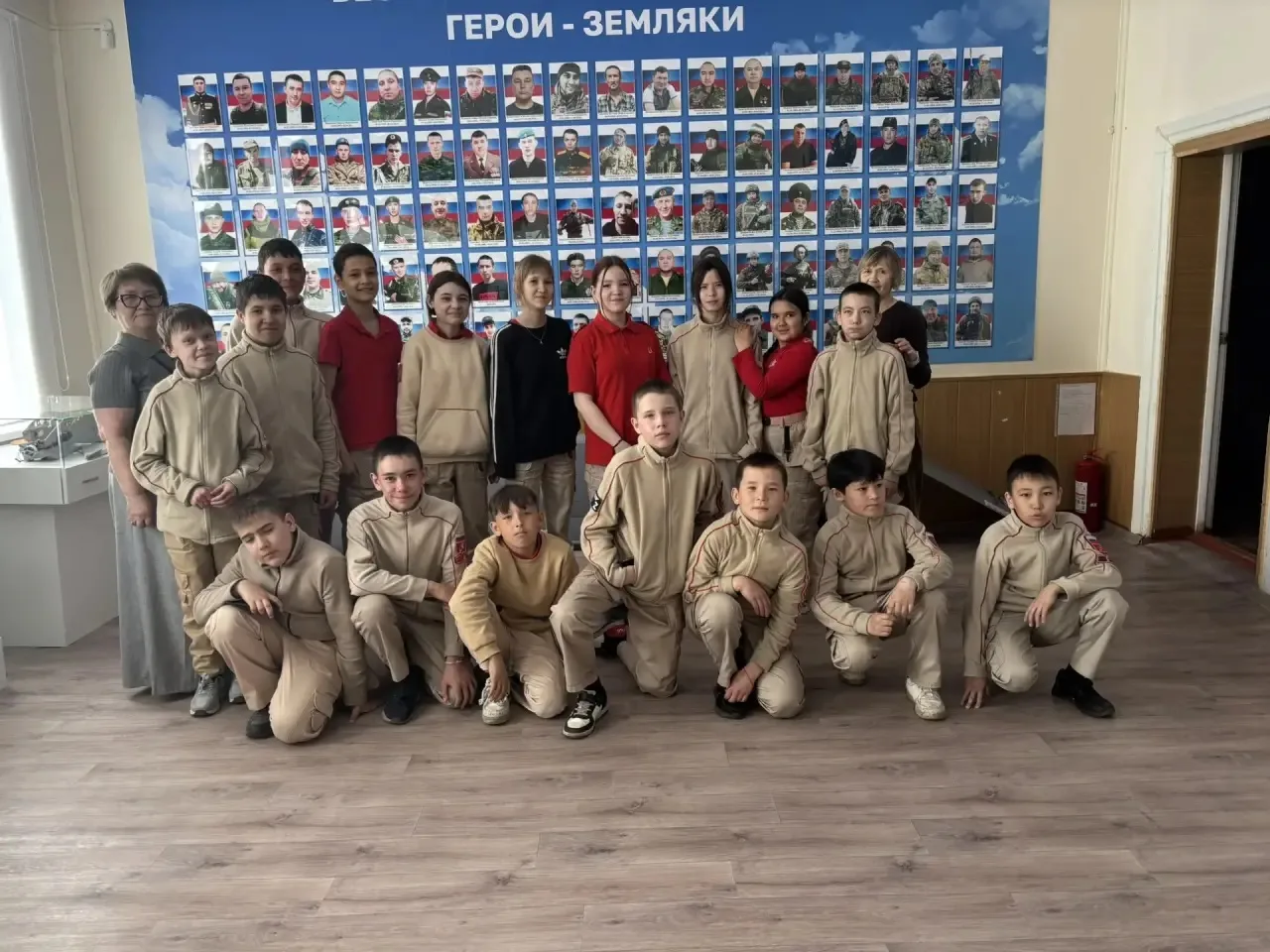 ✨ ОТКРЫВАЯ ТАЙНЫ ПРОШЛОГО✨

Вот и завершился наш замечательный цикл экскурсий! На протяжении полутор