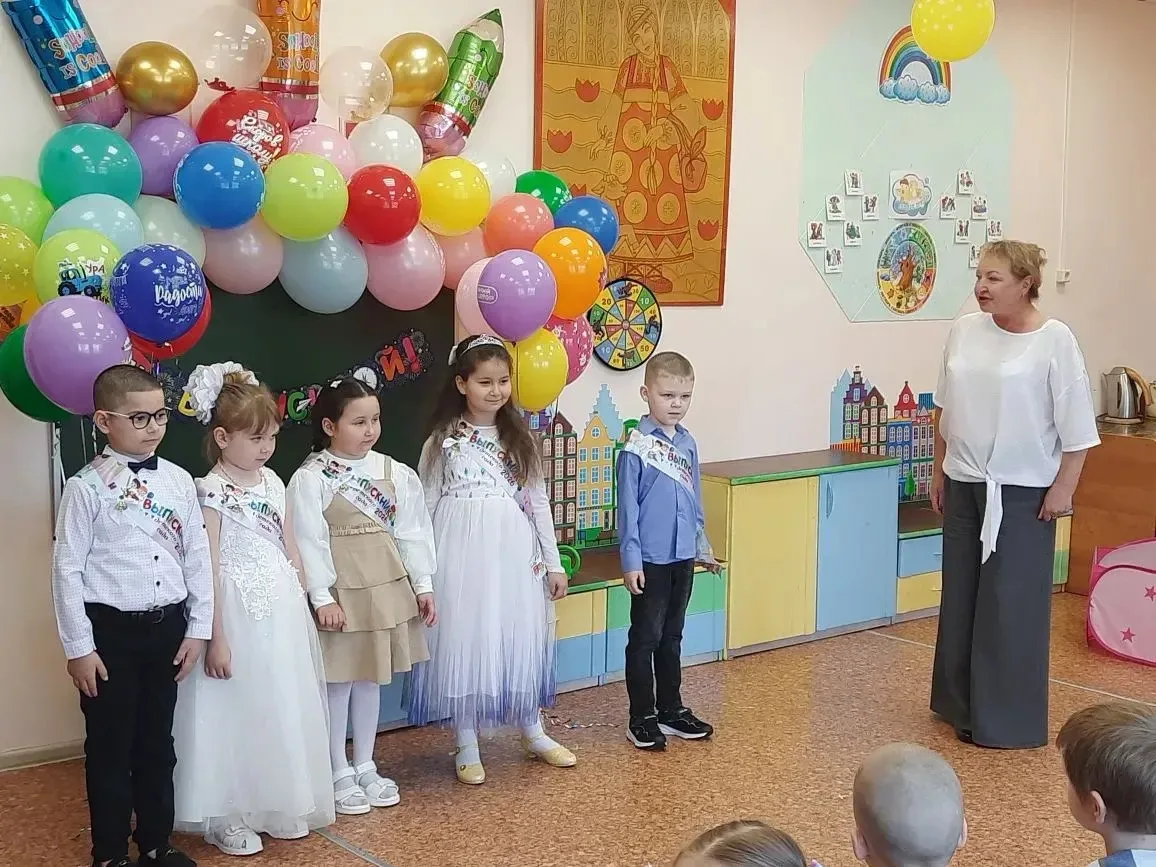 Сегодня в детском саду прошло трогательное мероприятие «До свидания, детский сад!» 🌟
Мероприятие по