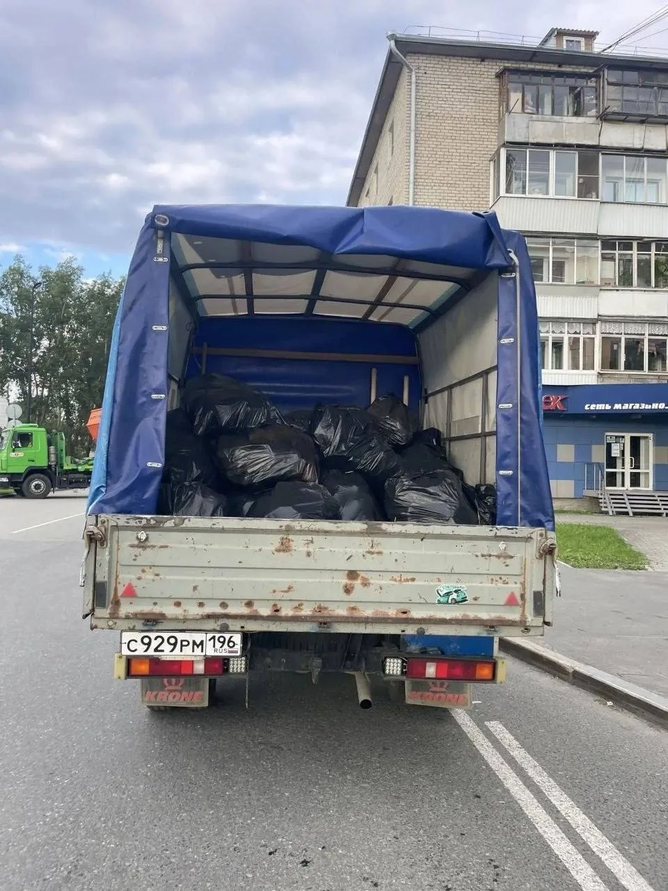 🧹14 «ГАЗелей» с мусором вывезли после Дня города

Работа для коммунальщиков была напряженная, отмет