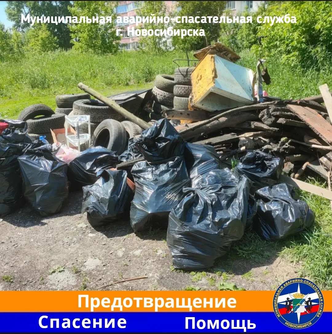 🚨 Вчера спасатели муниципальной аварийно-спасательной службы выезжали на очистку озера  Акатуйское 