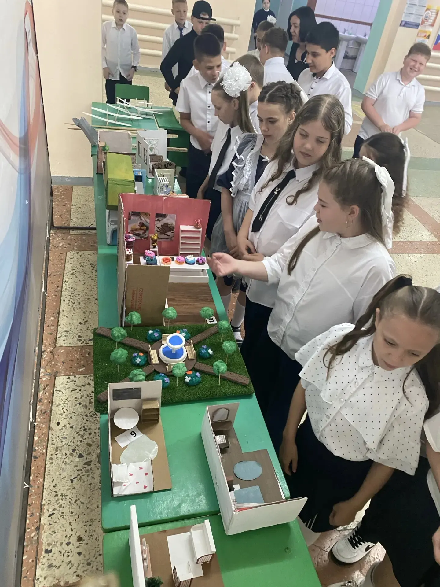 📣В центре «Точка роста» нашей школы  подвели итоги  кружки «Промышленный дизайн»  «Дети, техника, т