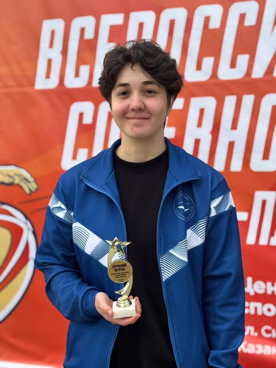 ❗️Студентка из Осетии стала лучшим игроком на всероссийских соревнованиях по регби

Серафима Дзуцева