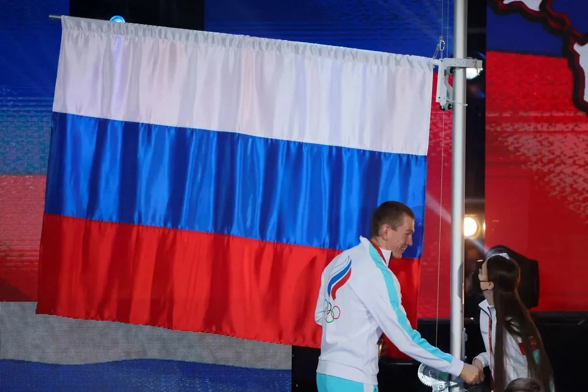 С Днём России 🇷🇺

Мира, добра и благополучия вам и вашим близким ❤️