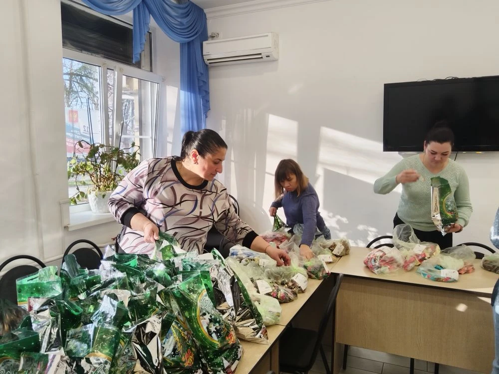 🎄🍭🍬Сладкие подарки для детей членов профсоюза: новогодняя акция 

В преддверии самого волшебного 
