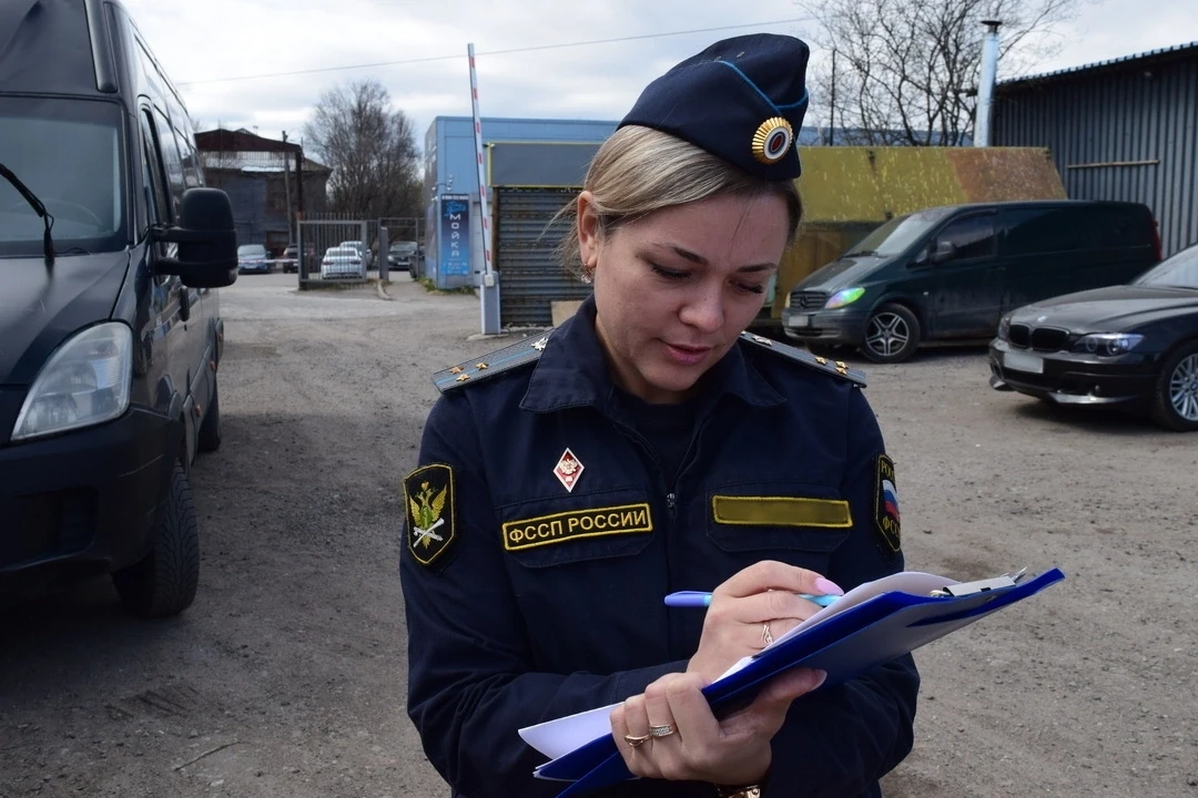🔹Должник погасил 2 млн рублей после ареста автомобиля

В Оленегорске судебный пристав арестовал авт