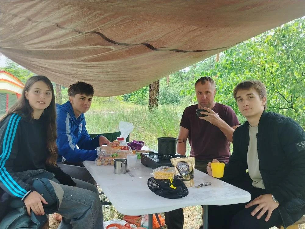 Туристический поход кружка гимназии🏕️✨

17 июня участники нашего туристического кружка встали палат