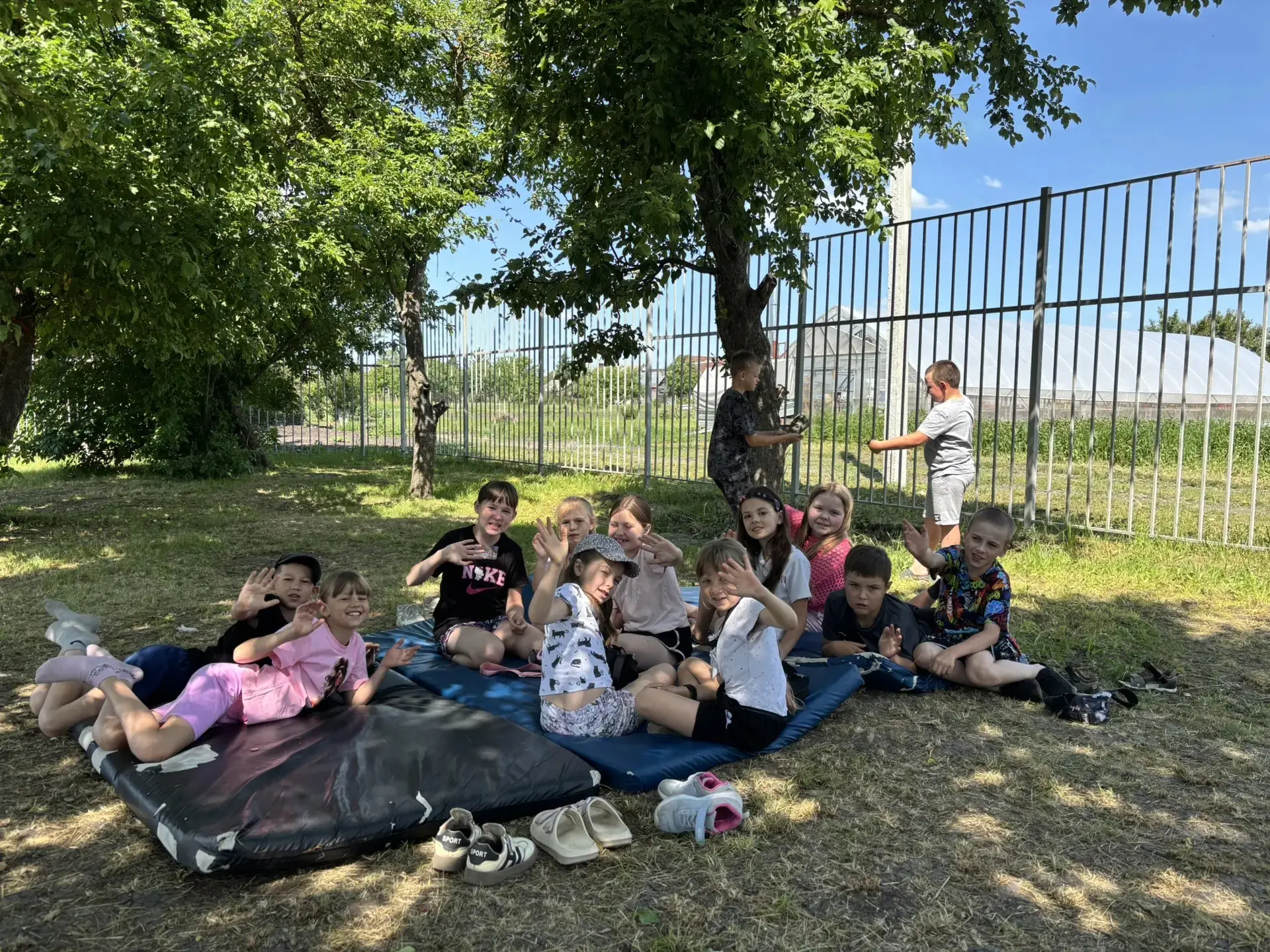 Восьмой день в пришкольном лагере: «Голубая планета»

Сегодняшний день в нашем лагере был посвящён о