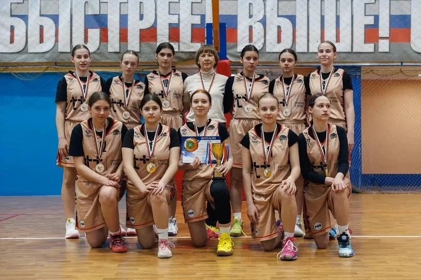 🏀 Победа юных баскетболисток: команда Спортивной школы с. Черниговки — чемпион Приморского края!
В 
