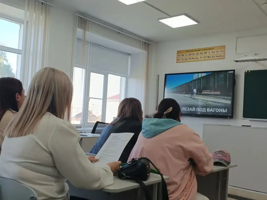 В МКОУ Здвинской СОШ №2 прошли родительские собрания, посвящённые окончанию учебного года. В рамках 
