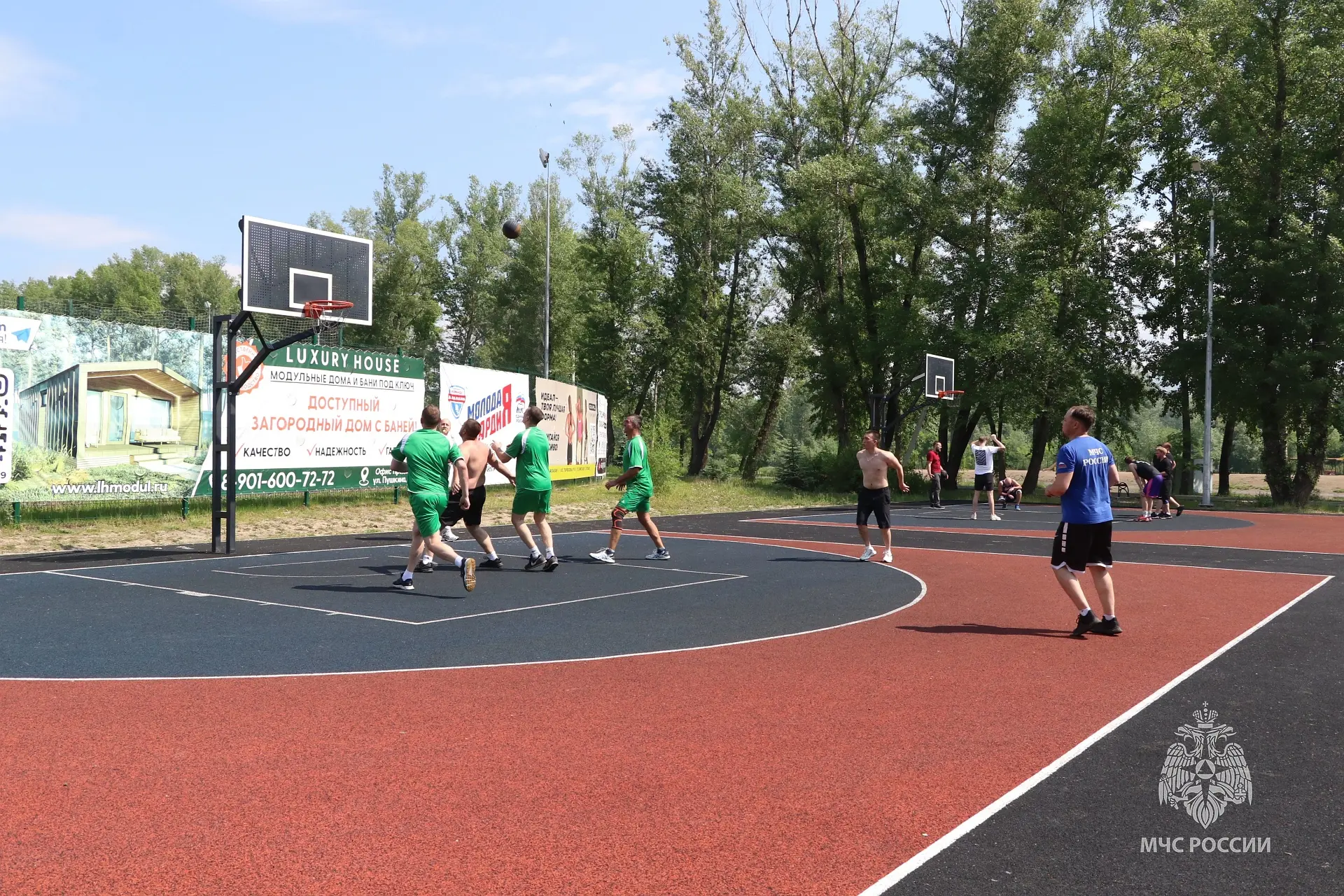 Выявили сильнейших стритболистов!

🏀 В рамках спартакиады Главного управления прошли соревнования п