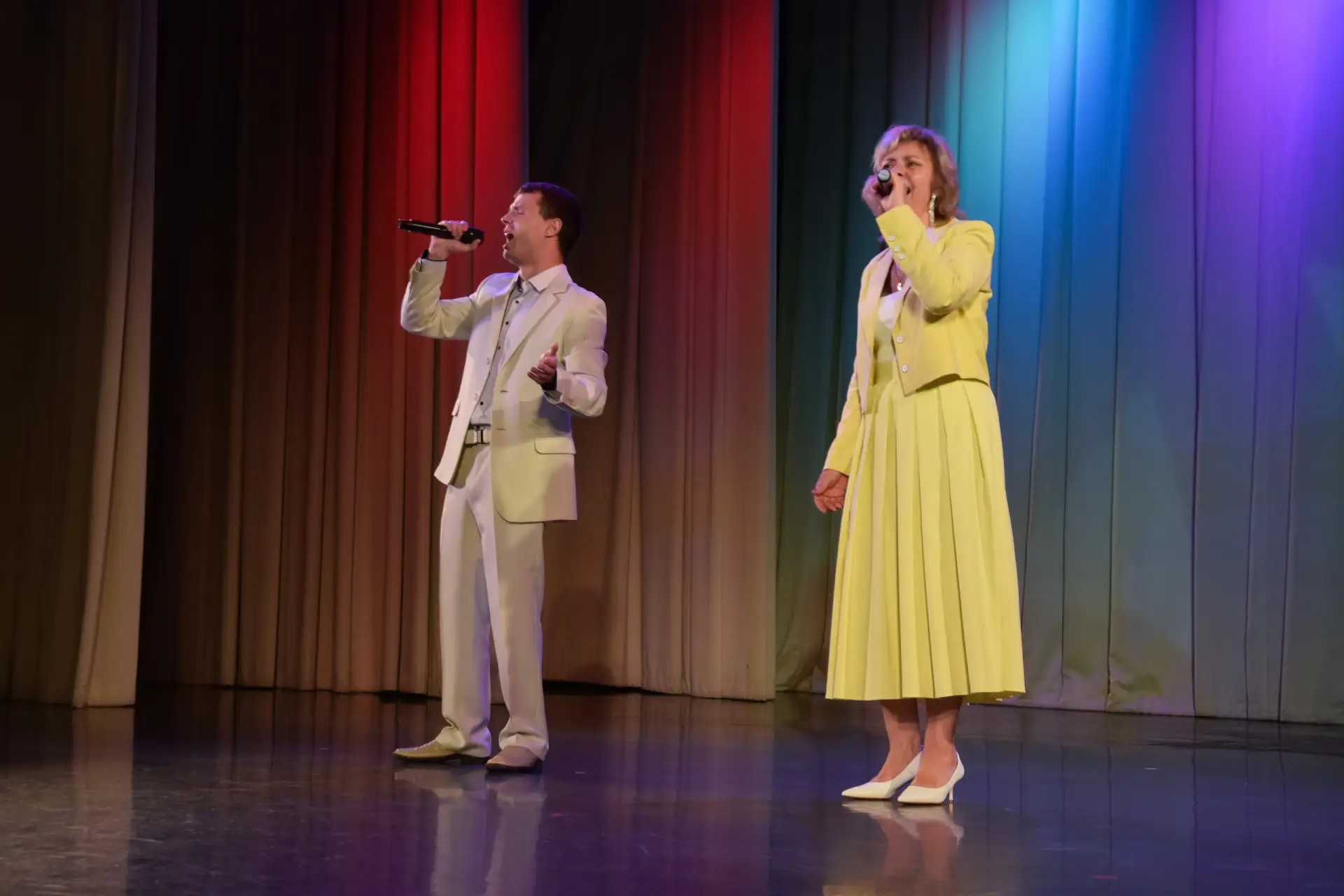 🎤11 июня в Большом зале Культурного центра «Троицкий» прошёл яркий и запоминающийся концерт «Здравс