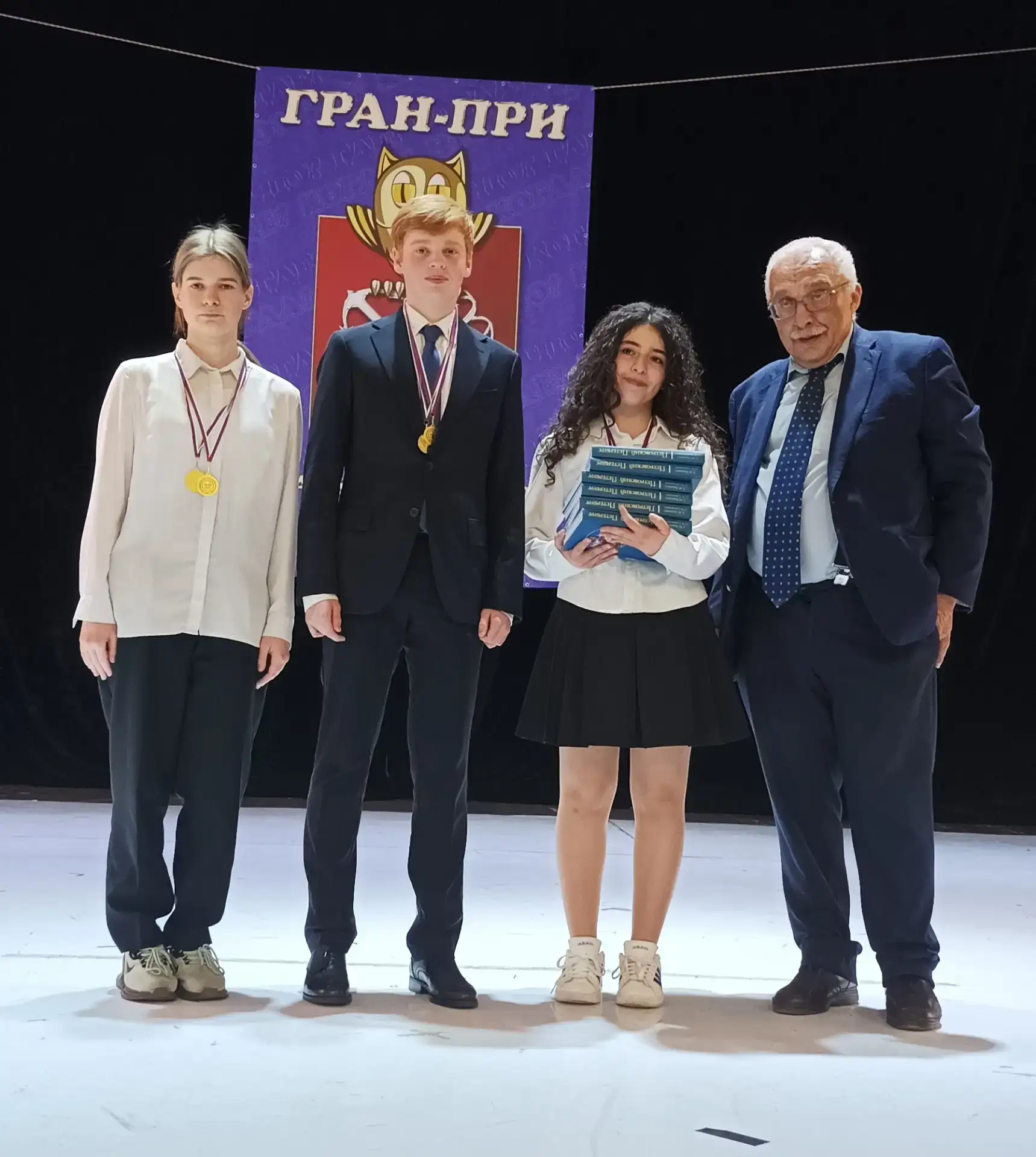 ФИНАЛ СОСТОЯЛСЯ! НАША ПОБЕДА!
ПОЗДРАВЛЯЕМ КОМАНДУ «АФИНА» С ТРИУМФОМ В БОЛЬШОМ ФИНАЛЕ ГРАН-ПРИ САНКТ