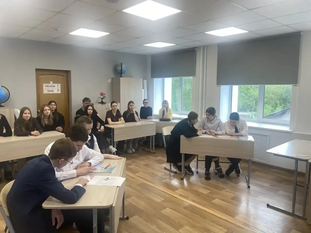 Сегодня в нашей школе прошёл насыщенный семинар, посвящённый работе с детьми, у которых есть труднос