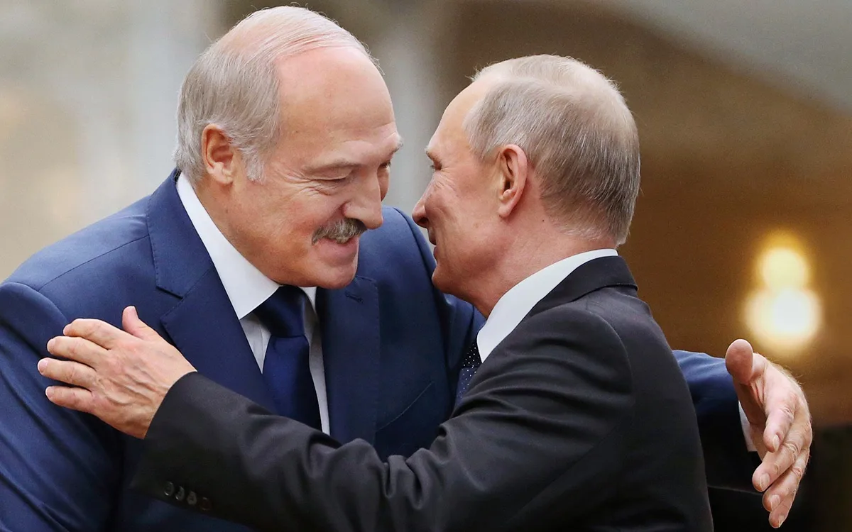Лукашенко заявил, что война затянулась, так как Ватикан и «еврейское лобби» обманули Путина, попроси