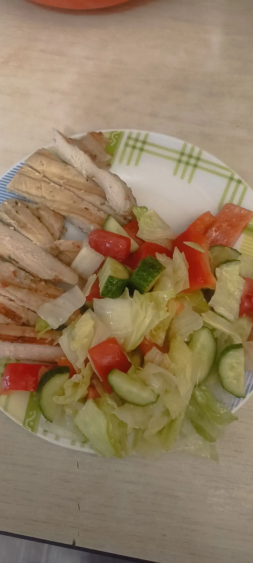 Ужин 
Куриная грудка на гриле+ салат 🥗