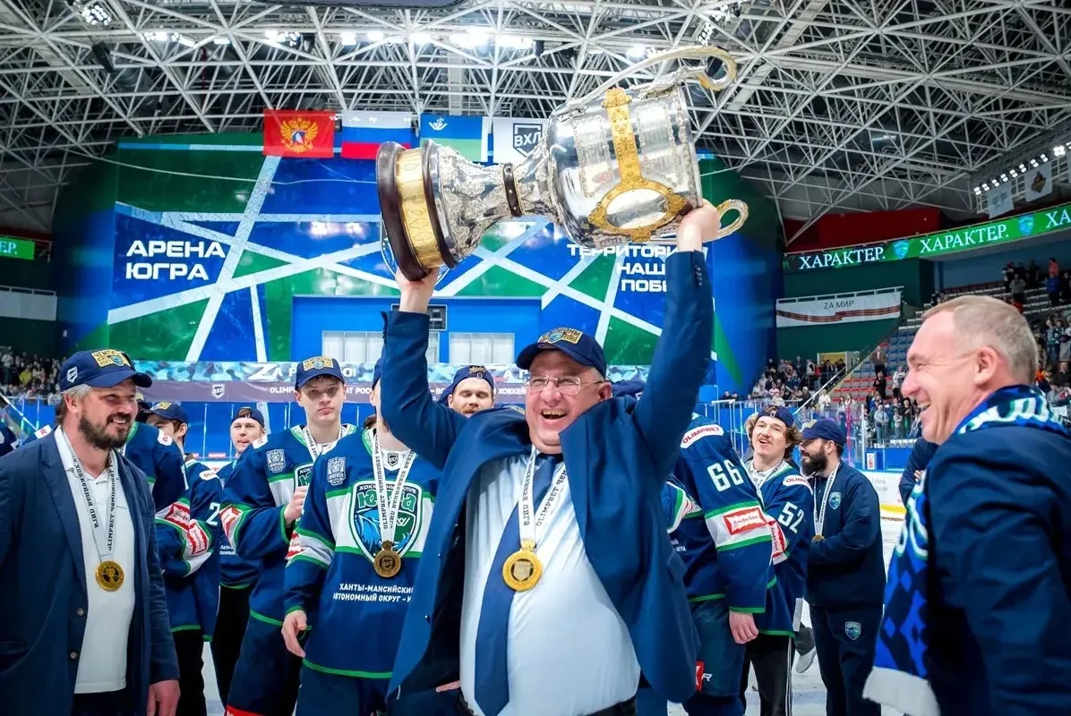 🏆Лучшие из лучших!

ВХЛ подвел итоги сезона OLIMPBET Чемпионата России – ВХЛ 2025–2026 годов. Награ