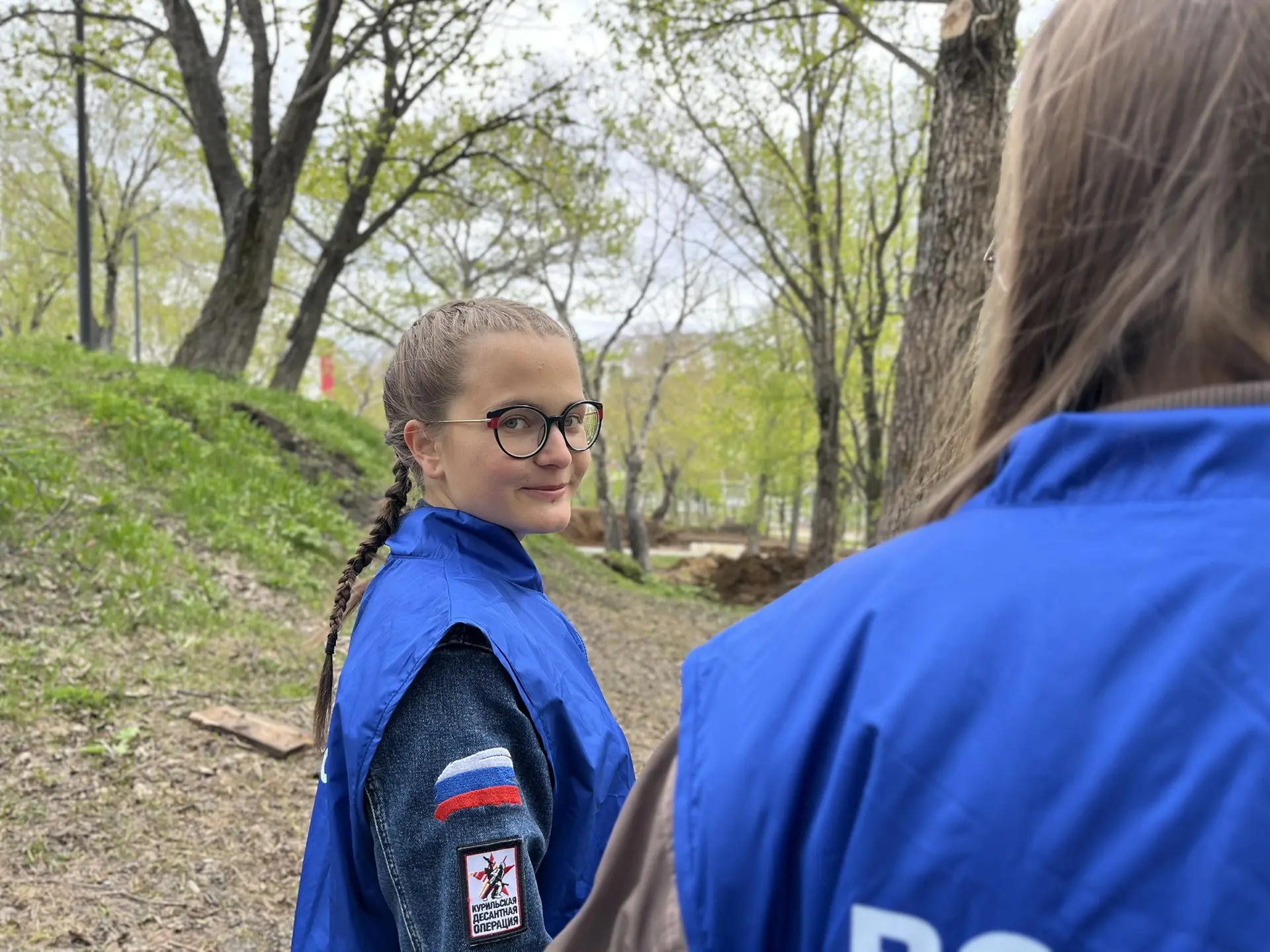 С заботой о родном городе🤍

Волонтёры Победы приняли участие в субботнике в парке «Электрон». Вмест