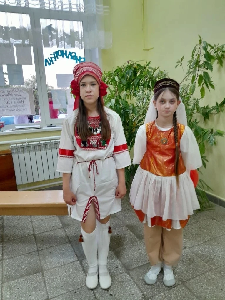 🎉 Наши звёзды на сцене: концерт ко Дню России! 🎉

Наши обучающиеся блистали на праздничном концерт