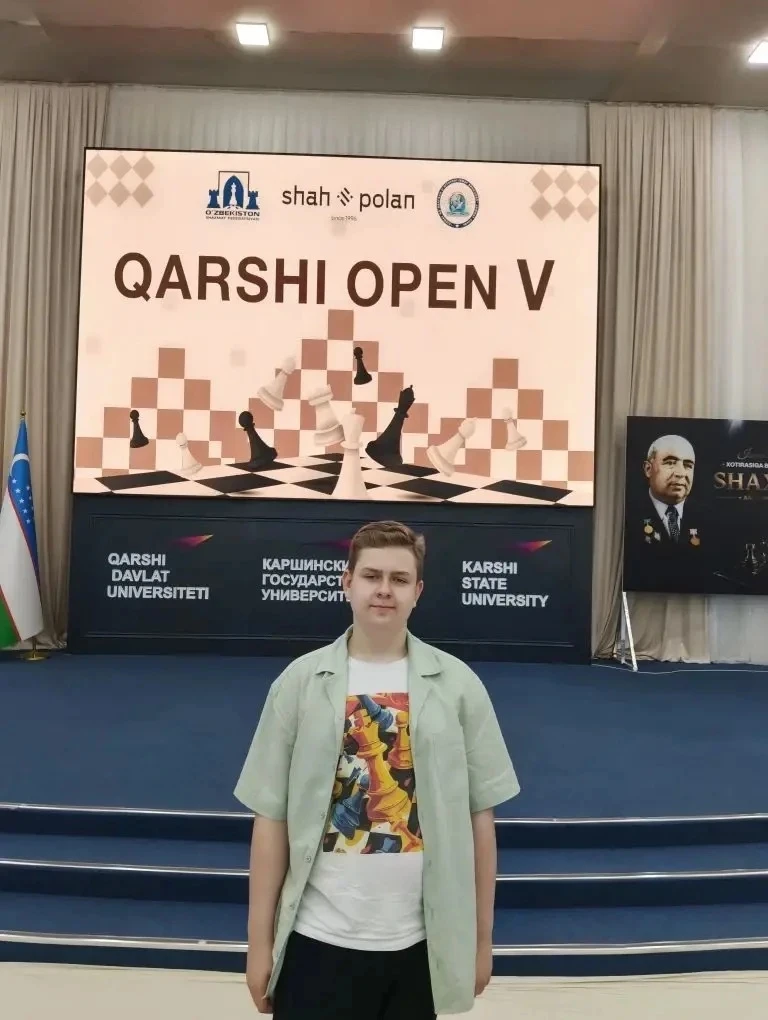 ♟ Триумф в Узбекистане!

На международном турнире Karshi Open блестяще выступил наш ученик — Ворошил