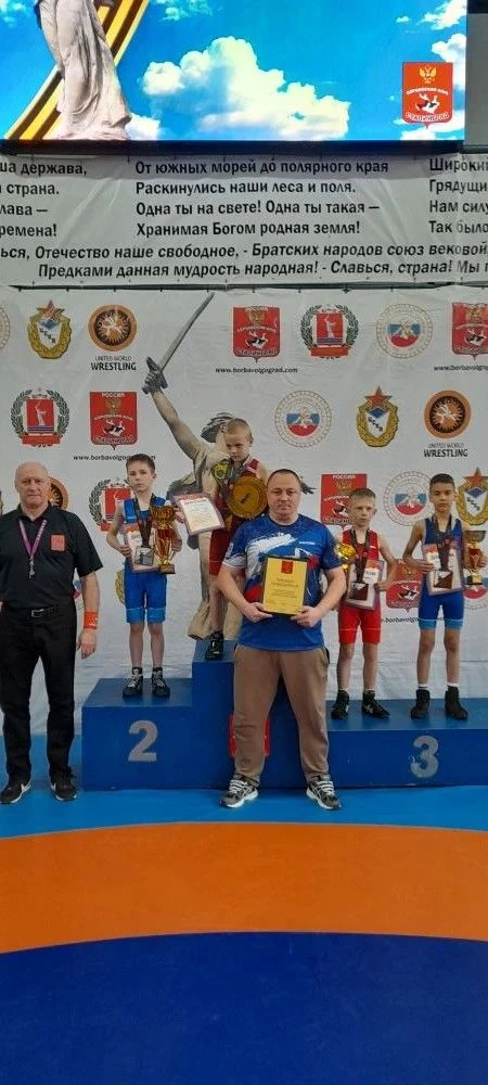 🤼30-31.05.2026, г. Волгоград
Спортсмены отделения греко-римской борьбы выступили на межрегиональном
