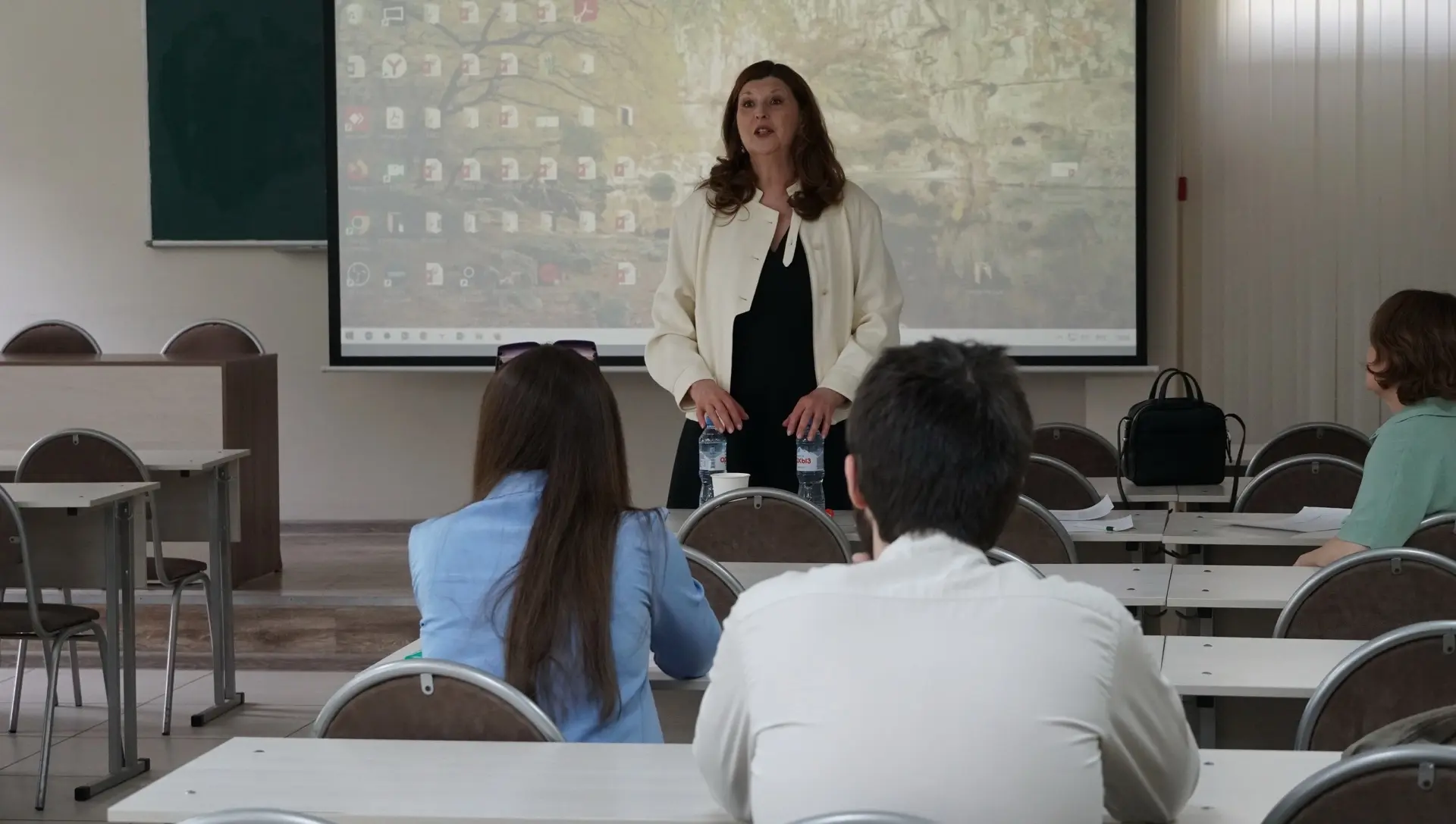 «Новые голоса в науке-2026»: итоги конкурса!🎉

В Гуманитарном с 21 по 23 мая прошел XXI Международн