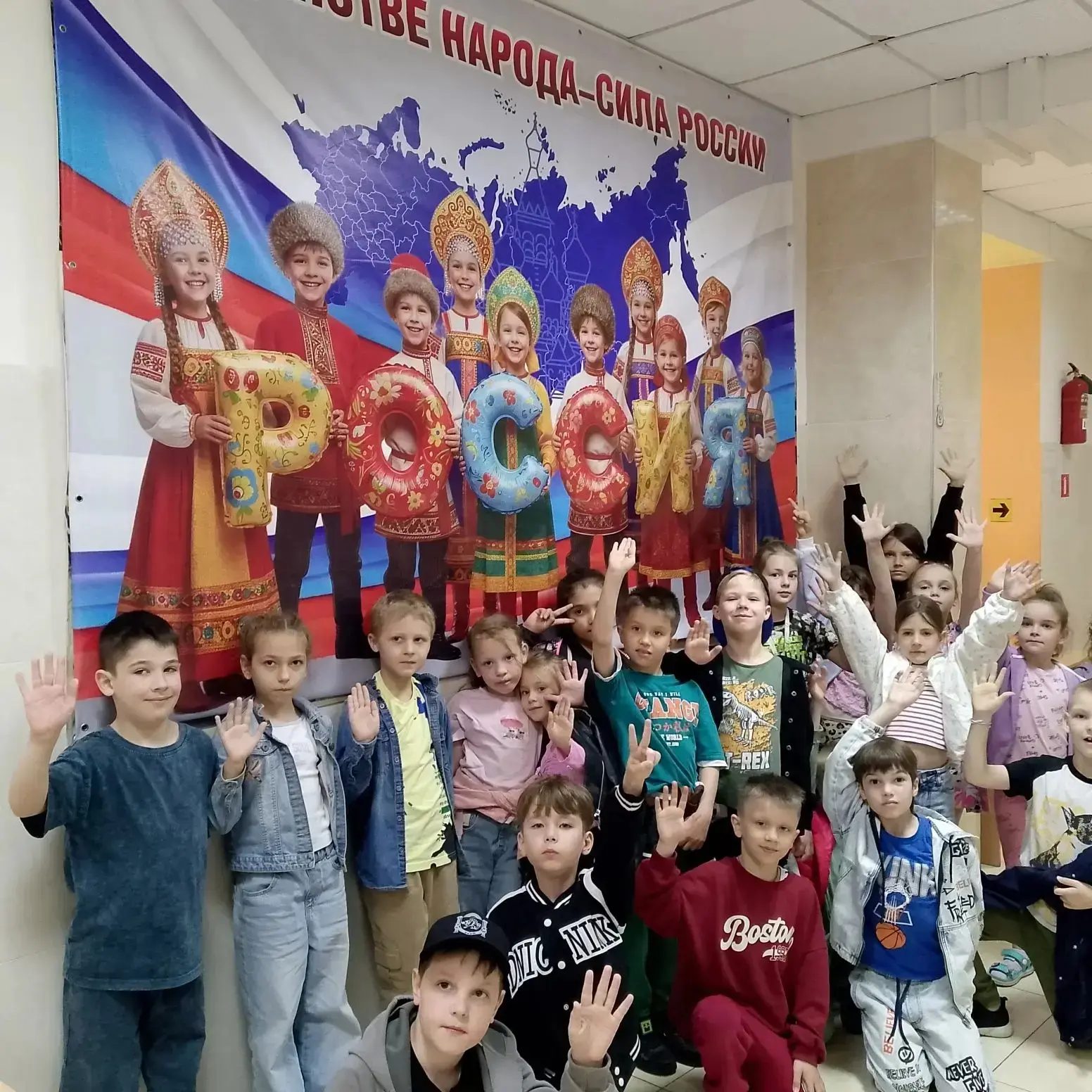 Немного о работе лагеря с дневным пребыванием детей " Улыбка"!
Первая неделя в лагере была наполнена