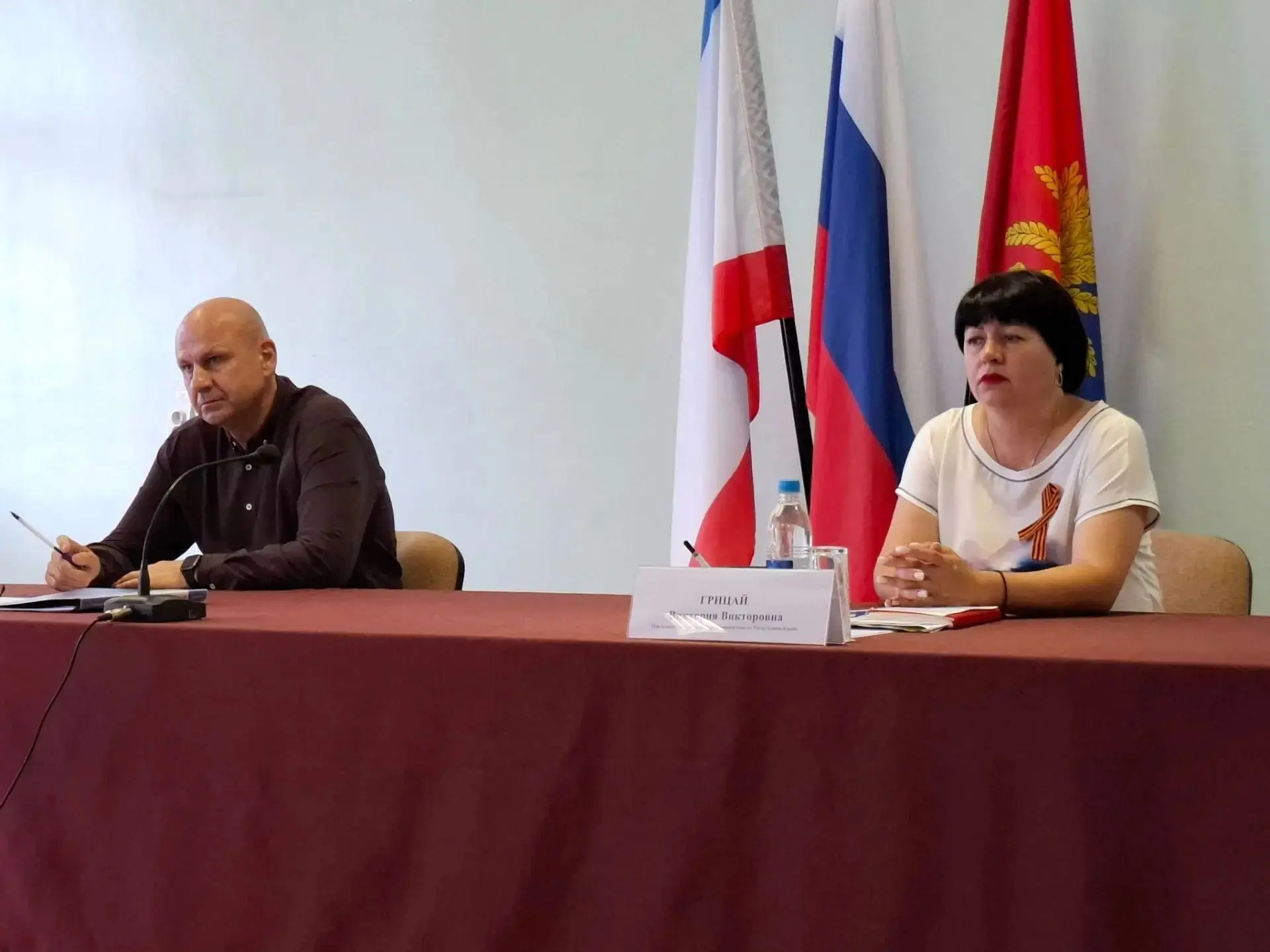 Аппаратное совещание в Советском районе: ключевые вопросы и решения
 
🔹 Глава администрации Советск