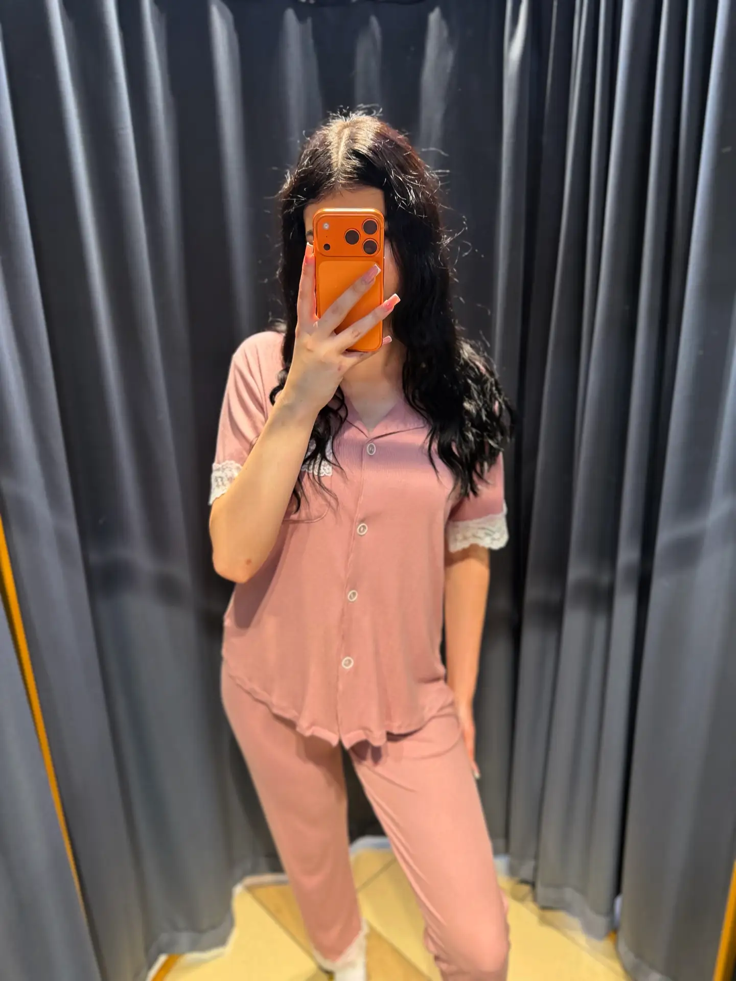 ✨Пижама вискоза
Рубашка/брюки 
Размер: 42-50
🏷️3100₽
📍ТРК Гулливер 1 этаж
📍ТРЦ Север 0 этаж