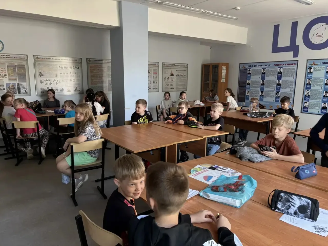 Сегодня в нашем лагере «Радуга» прошел по-настоящему насыщенный и разнообразный день!

Мы стараемся,