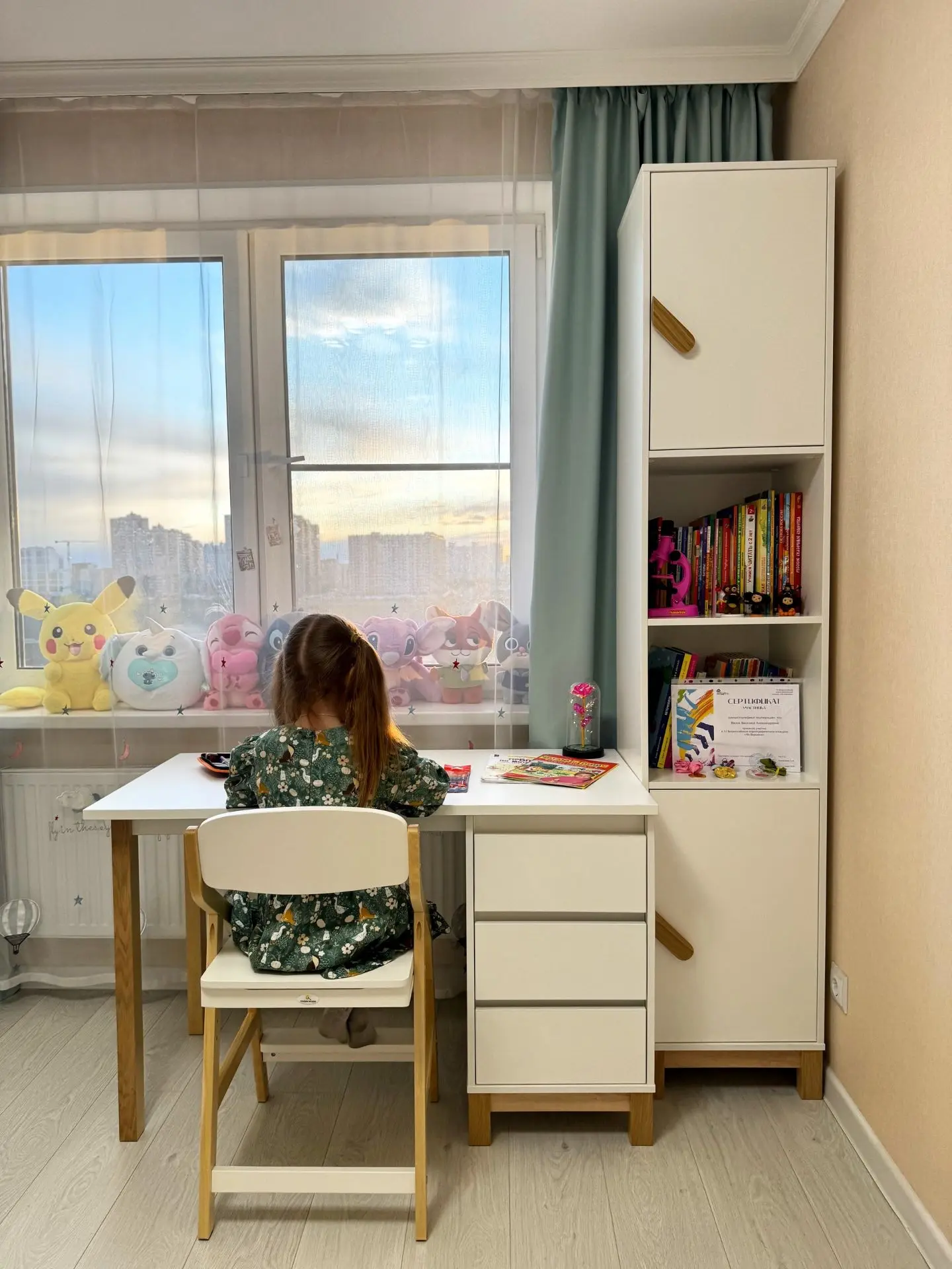 Базовый минимум для первоклассника. Сохраняйте чек-лист, чтобы не потерять.  

Май — время, когда ма