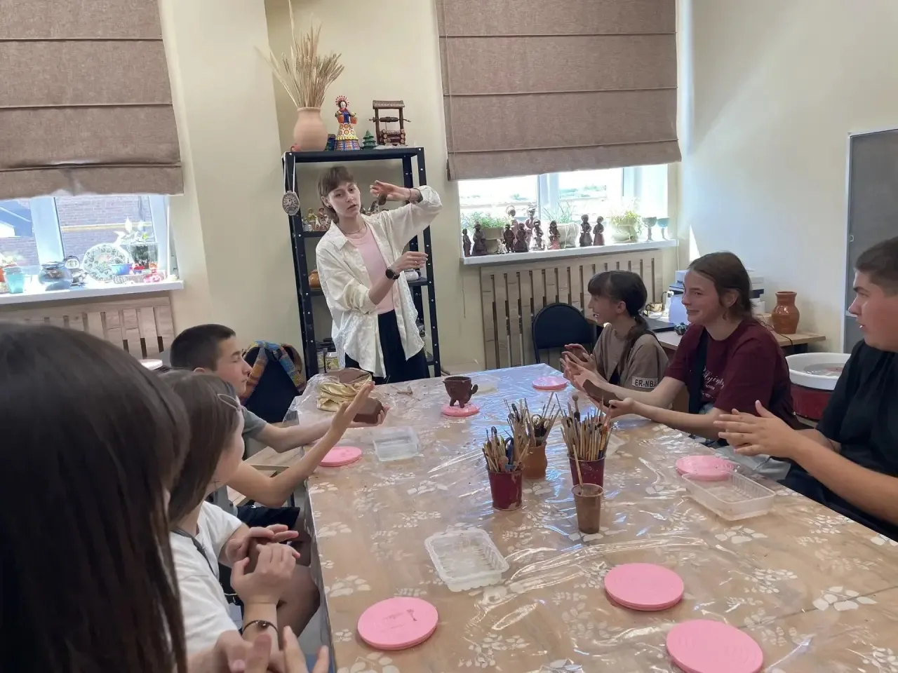 Сегодня мы посетили удивительный мастер-класс по глиняным изделиям! 🎨✨ 

Это было невероятное прикл