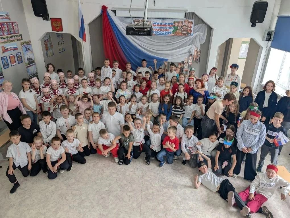 🚀 День 6: Миссия «Создавай и вдохновляй» выполнена на 200%!!!!! 🎯

☀️ Сегодня наш лагерь проснулся