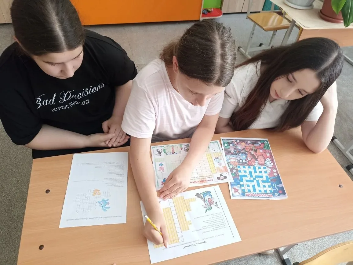 🚀 В лагере «Радуга» — День знатоков!

Сегодня дети удивили нас своей сообразительностью.
✅ «Марафон