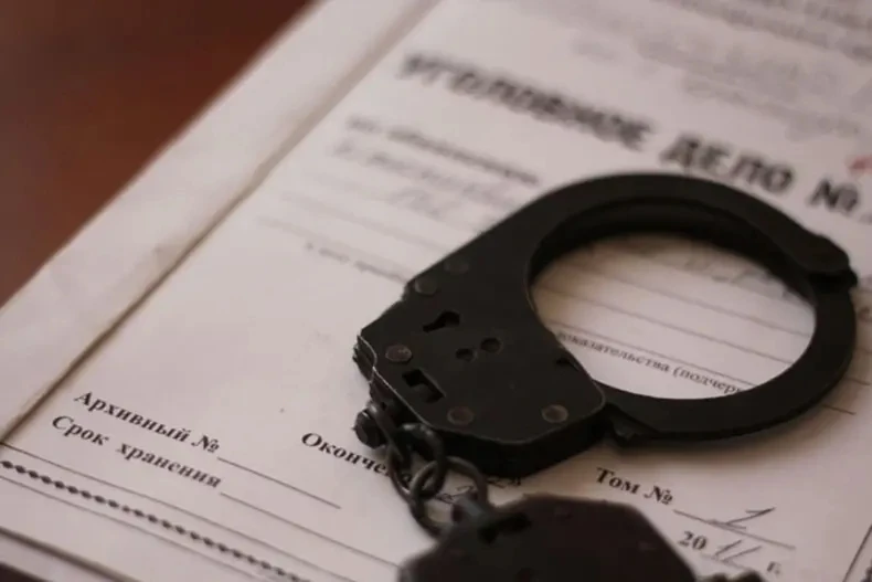 💼 Житель Тольятти получил 10 лет колонии строгого режима за разбой с хищением 9 млн рублей 

Автоза
