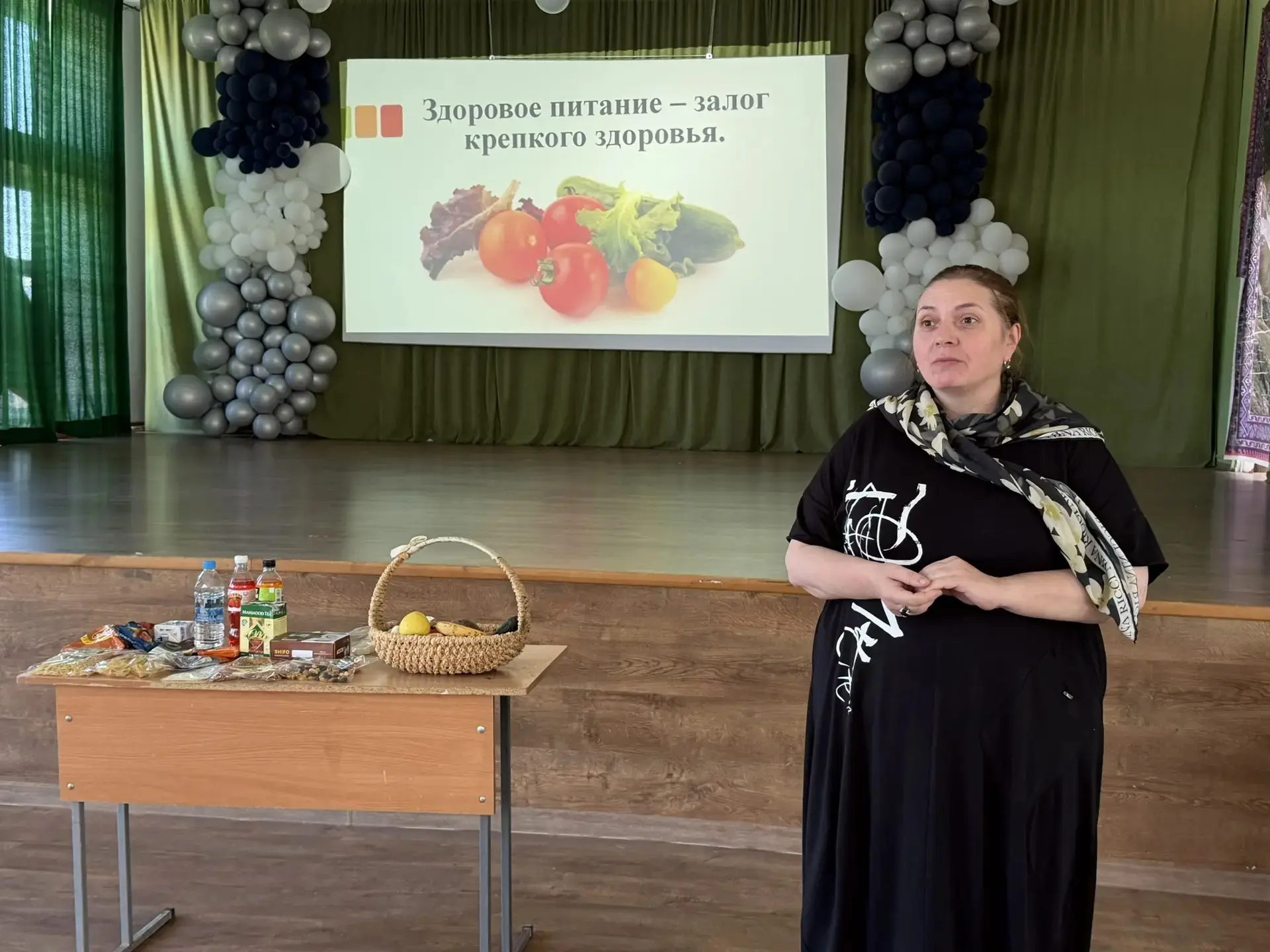 Сегодня в нашем лагере прошёл очень важный и полезный разговор! 🍎🥦

Мы затронули тему, которая кас