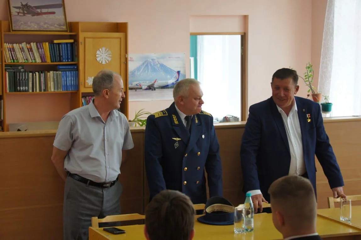 🎖13 мая в ККЛУ ГА состоялась встреча курсантов с Героем России

Курсанты ККЛУ ГА имели возможность 