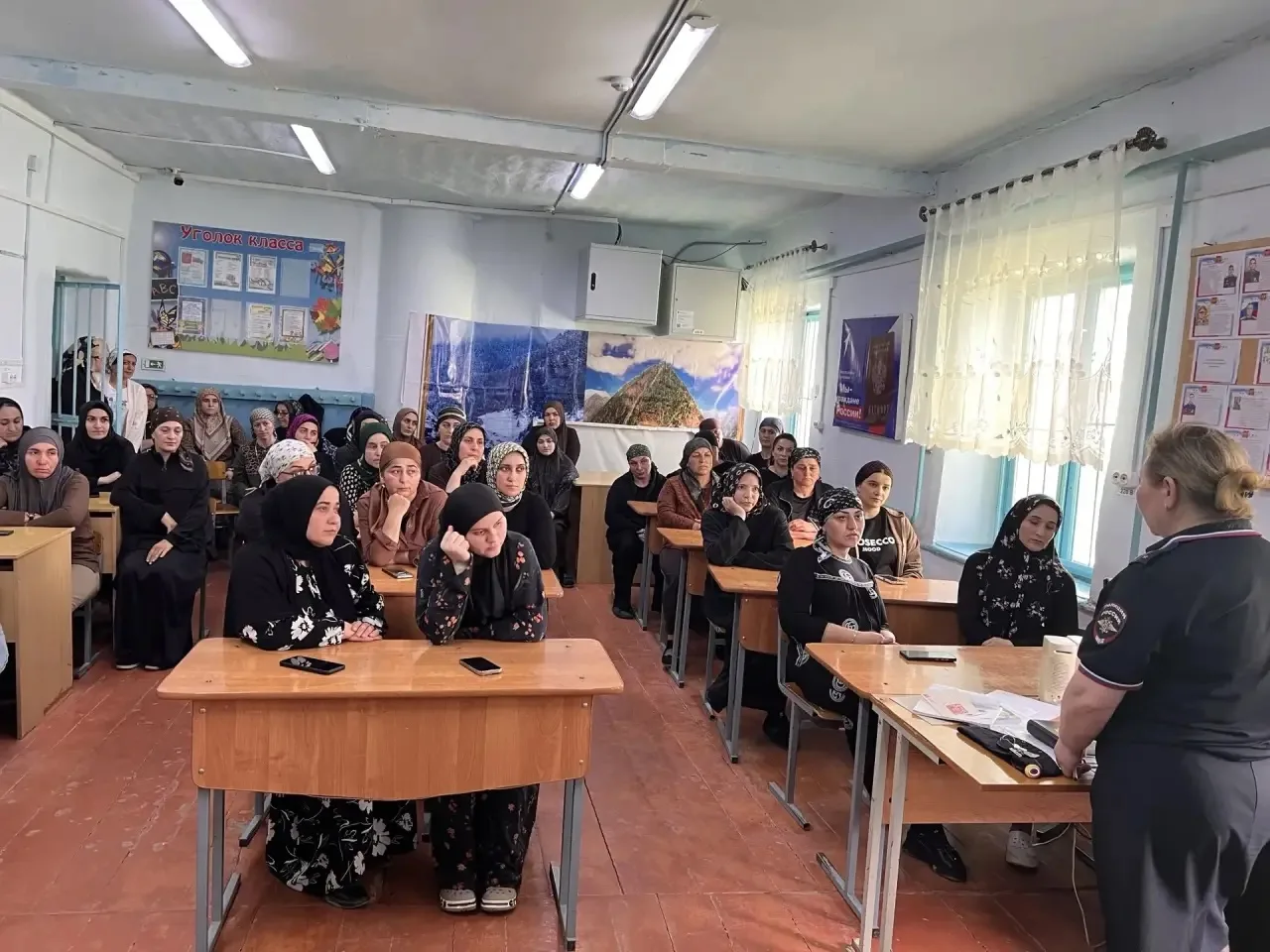 ️ Безопасное лето: о чём говорил инспектор ПДН перед каникулами?
В преддверии летних каникул инспект